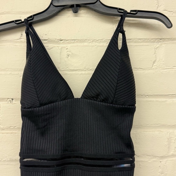 NWT Isabella Rose Black Queensland One Piece Swimsuit Large - Picture 4 of 6